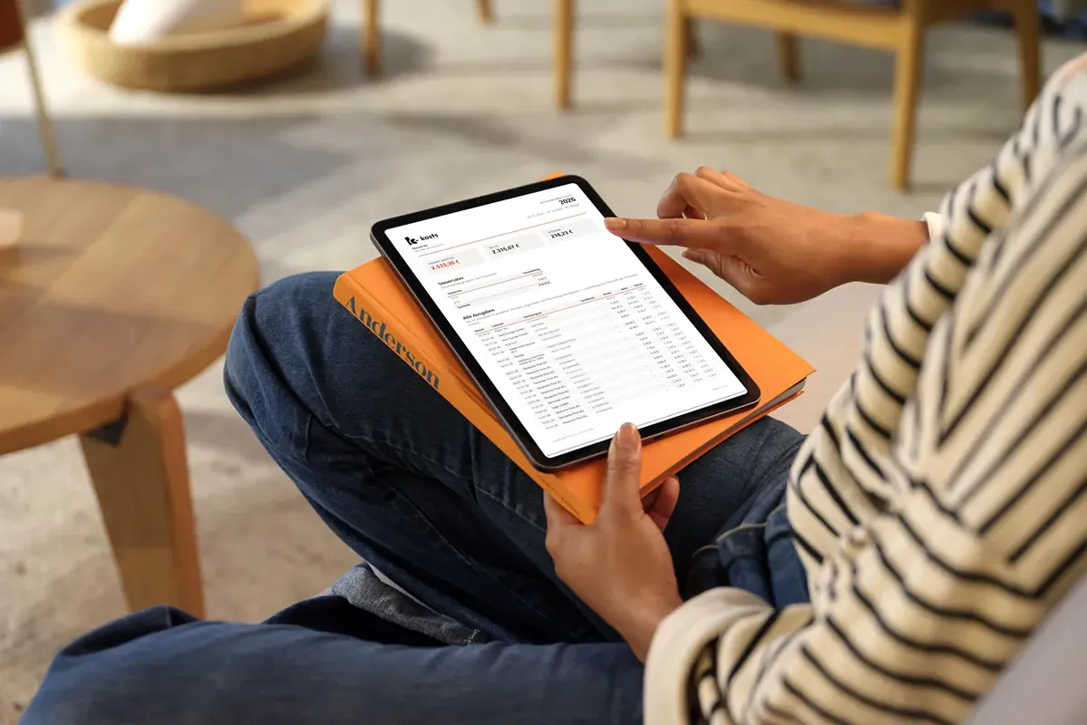 Die Kosts-Ausgabenübersicht auf einem Tablet